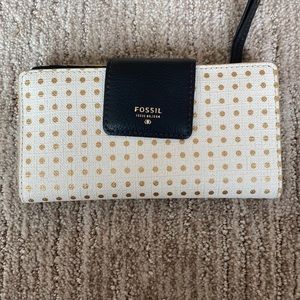 Fossil wallet